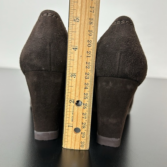 Stuart Weitzman Brown Suede Tassel Wedge Heel Sz 6.5 Made in Spain Slip On - Picture 11 of 12